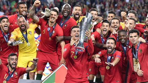 欧洲杯-葡萄牙总分6-4波兰 C罗点球大战进4强 - 文娱 - 华西都市网新闻频道