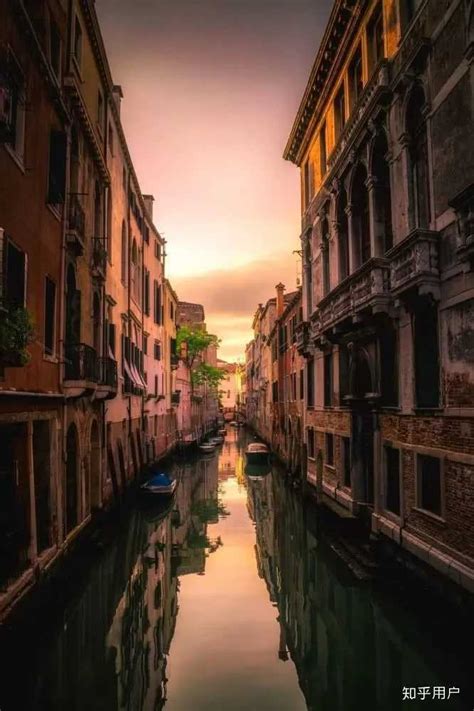威尼斯的建筑是如何建造在水里的? - 知乎