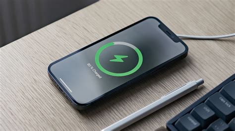 iPhone13如何优化电池充电？-苹果手机开启优化电池充电的方法 - 极光下载站