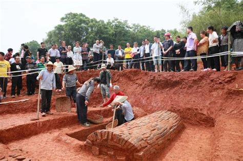 贵州安顺现汉代古墓 考古挖掘进行中-贵州旅游在线