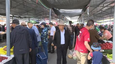 武威国际公铁联运中欧班列在武威保税物流中心首发