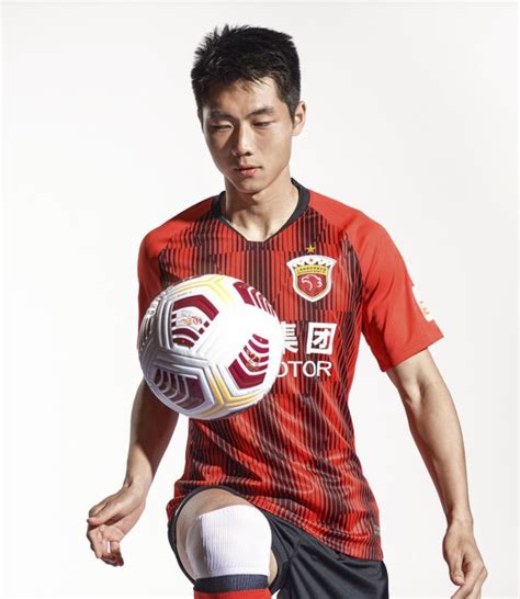 上海海港足球俱乐部2021赛季球员写真