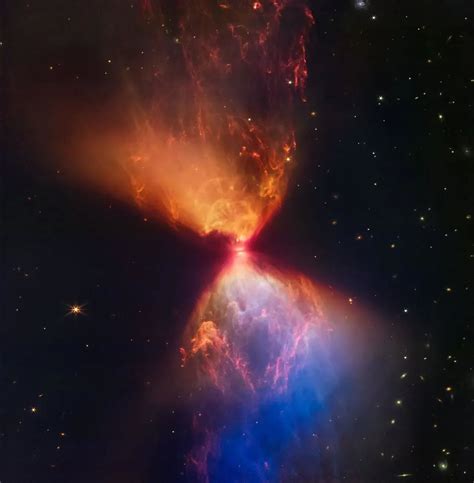 詹姆斯-韦伯太空望远镜拍摄的L1527的全貌 - 神秘的地球 科学|自然|地理|探索