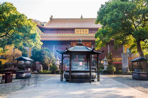 杭州最美的寺庙在哪里 七大风景最好的寺庙_旅泊网