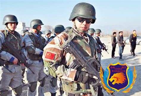 图为本公司武装保镖在利比亚执行安保任务
