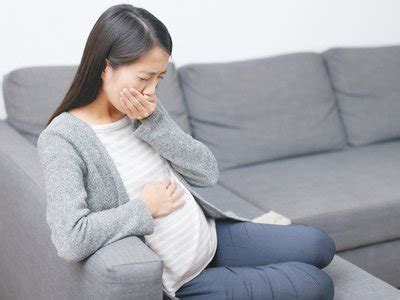 前三个月孕吐厉害对胎儿有影响吗-前三个月孕吐严重怎么办 - 见闻坊