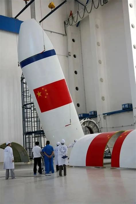 长征火箭残骸坠落高速旁 未造成损失-中国空间技术研究院