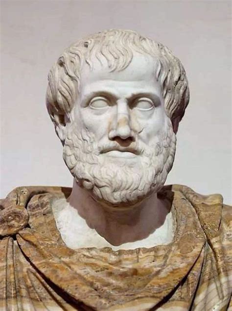 近距离观察古希腊最伟大的哲学家苏格拉底的大理石雕像。照片摄影图片_ID:303925883-Veer图库