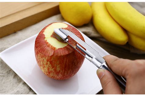 水果刀糖果色不锈钢瓜果削皮刀 带刀套 厨房小工具 便携刀子-阿里巴巴
