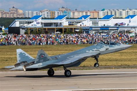 克宫预计普京将莅临2021年莫斯科国际航空航天展览会_会展_行业_航空圈