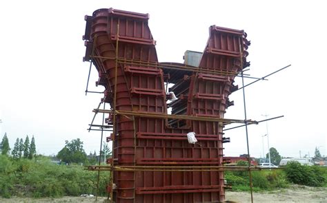 四川钢模板厂-异型钢模-桥梁圆柱钢模板生产厂家-成都来鑫集团