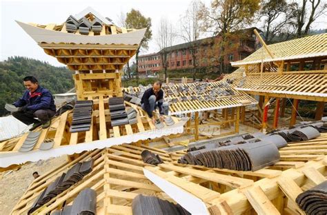贵州天柱：传统村落建传统木房承传统工艺-人民图片网