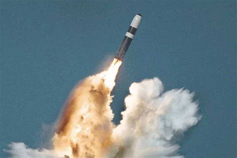 东风41洲际导弹的综合能力到底有多强大？外媒这样评价它！