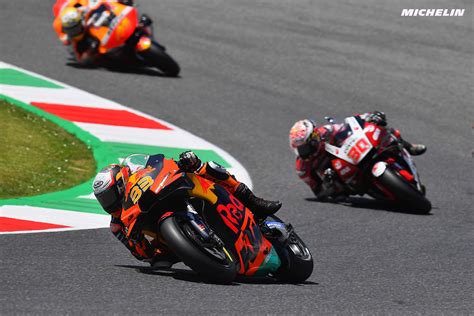 MotoGP2021イタリアGP 5位ブラッド・ビンダー「マルクに突っ込まれてエアバッグが作動した」 | 気になるバイクニュース