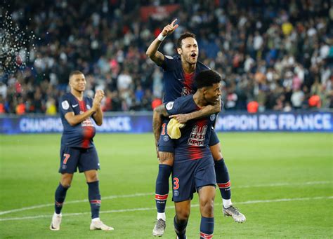 法甲联赛：马赛vs巴黎圣日耳曼比分预测、首发阵容及阵容分析-聊球之家