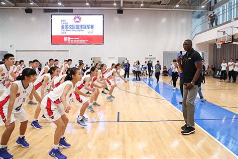 秋冬打篮球有哪些注意要点--广州杰锐体育设施有限公司