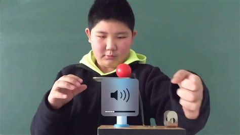 【初中物理屋】小球的惯性_腾讯视频