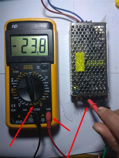 万用表怎么测电压,24v,0v_大山谷图库