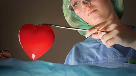 首次心脏移植手术33年后，在新冠与二次心脏移植手术之间她做了什么决定？ - 知乎