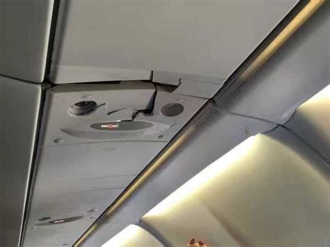国航航班飞行中遇强气流颠簸，17人受伤 - 民用航空网