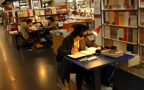 9月起南京市中小学教材进入统编版时代 书店：预计8月到货_我苏网