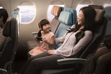 婴儿多大可以搭乘飞机 宝宝第一次坐飞机需要注意什么 _八宝网