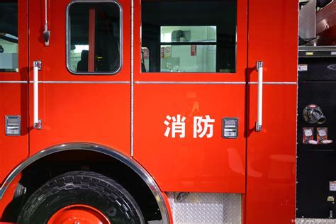 【图】豪士科 全新Striker 3.0 6X6 机场紧急救援消防车_卡车之家