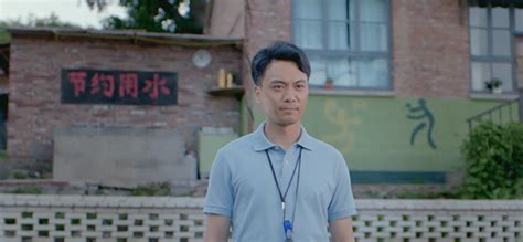 《疯狂老爹》：潘长江演的喜剧励志电影，深度剖析亮点与不足
