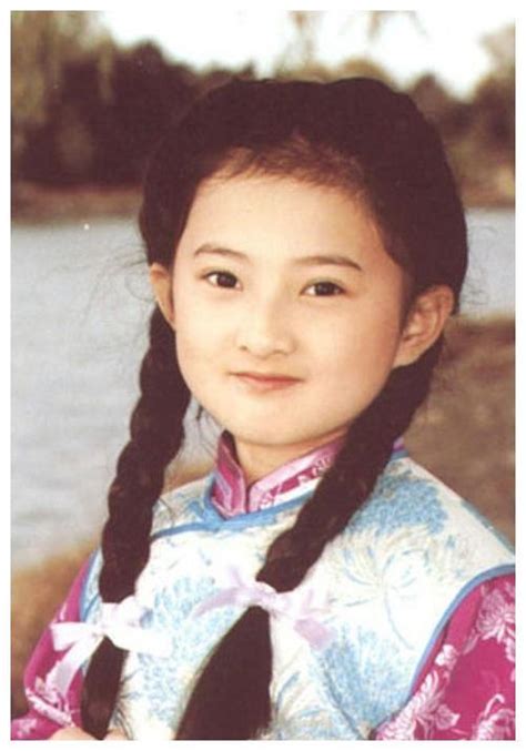 最美童星因长得像林青霞火到韩国了，网友:该生在90年代