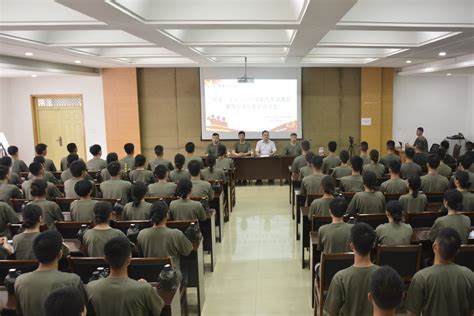 我校2018级预备学生教官开训啦 - 河南省商务学校