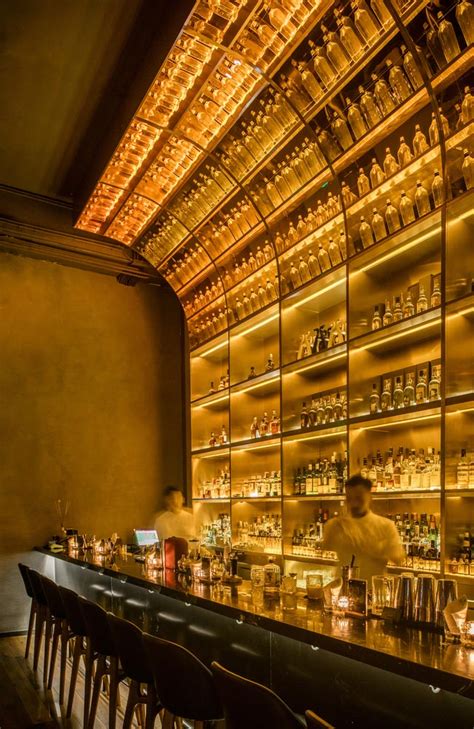 深圳南山独栋建筑里的金色酒廊–Ciao Amici Bar-设计风向