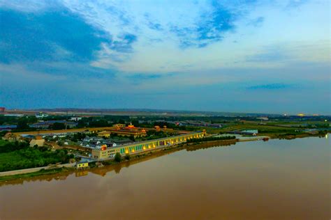 【黄河两岸是我家】航拍宁夏黄河岸边的美丽村庄北长滩-宁夏新闻网