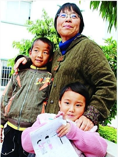 最美乡村教师张桂梅：百个孩子的最美“妈妈”