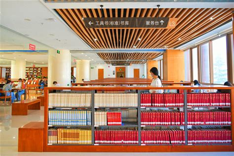 中国大学图书馆排行，面积和藏书量你看中哪个？
