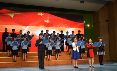 中黄外国语小学生国旗下讲话--- 艺术节之“发现成长，分享感动”篇-125国际教育