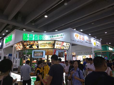 打造武汉版米其林标准 引导餐饮业规范发展 武汉绿色餐厅评选启动__凤凰网