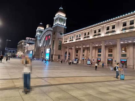 武汉火车站|摄影|手机|KSU凯叔 - 原创作品 - 站酷 (ZCOOL)