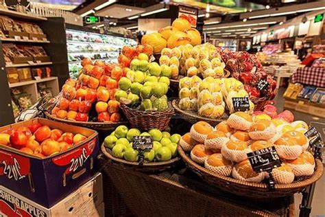 个性的水果店名字（卖水果起什么店名最好）_起名_若朴堂文化