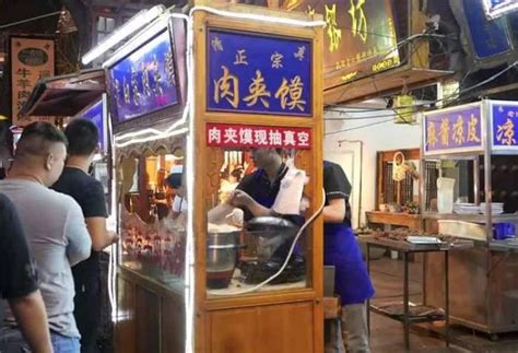 外国人评价中国街头美食: 为什么好吃的东西都在中国