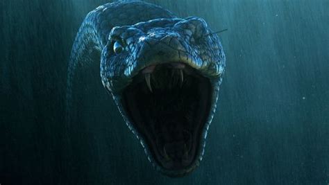 《深海巨蟒》终极预告：神秘巨蟒现世！人蛇大战一触即发