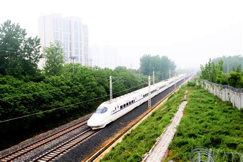 首发！28秒跨越长江，44分钟扬州抵南京|江苏|高铁|扬州_新浪新闻