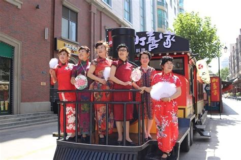 洛阳旗袍佳丽亮相广州市场民国街-中关村在线摄影论坛