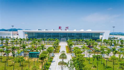 我国首个专业货运机场湖北鄂州花湖机场即将投用