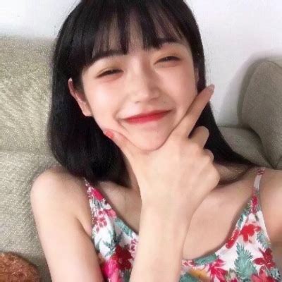 网图女正脸图片