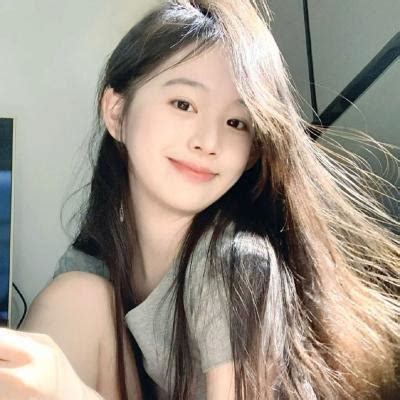 女生头像温柔治愈干净