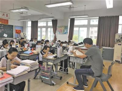 【华容县】第五中学：高考考前动员会正在进行中-岳阳市教育体育局