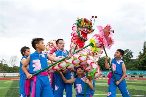 红色龙非主流头像