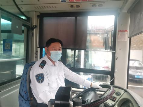3路公交车运行首日乘客有点少 - 齐鲁晚报数字报刊
