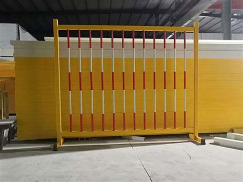 衡水乡村道路波形护栏 波形钢板护栏 Gr-C-4E波形护栏生产厂家包安装|价格|厂家|多少钱-全球塑胶网
