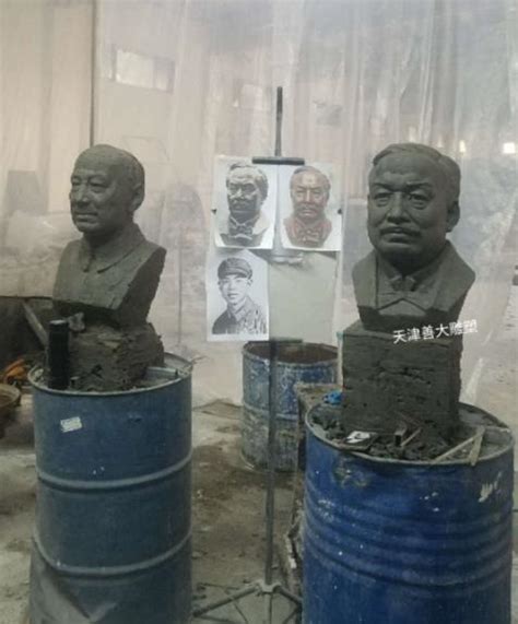 天津雕塑—天津善大雕塑公司玻璃钢花朵雕塑制作完成安装竣工